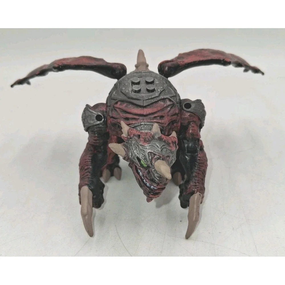 Very Rare 2005 Mega Bloks Clawdagger Red Dragon METAL AGES Tin Armour  9691